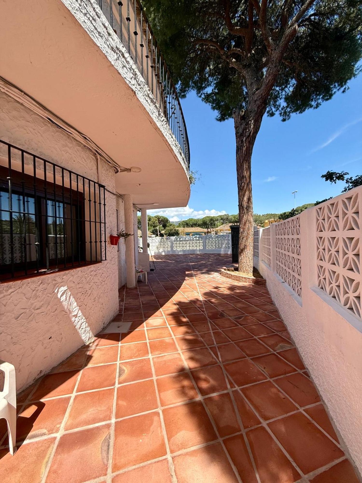 Apartamento Con Cocina Americana En Marbella Elvira Luaran gambar